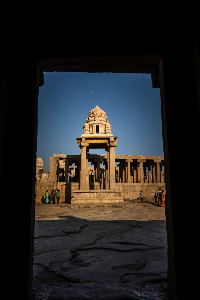 लेपाक्षी मंदिर क्यों प्रसिद्ध है